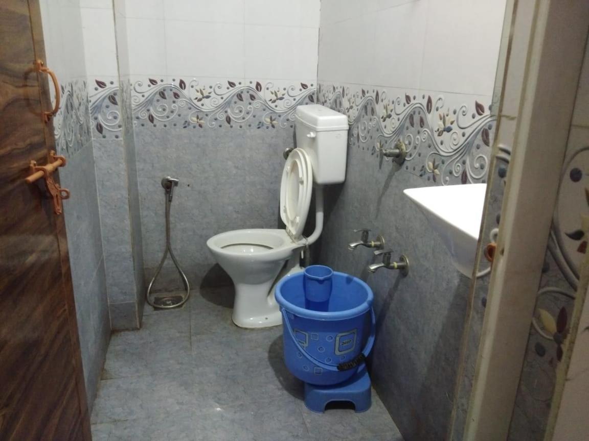 Hotel Shree Krishna Ahmedabad Exterior photo
